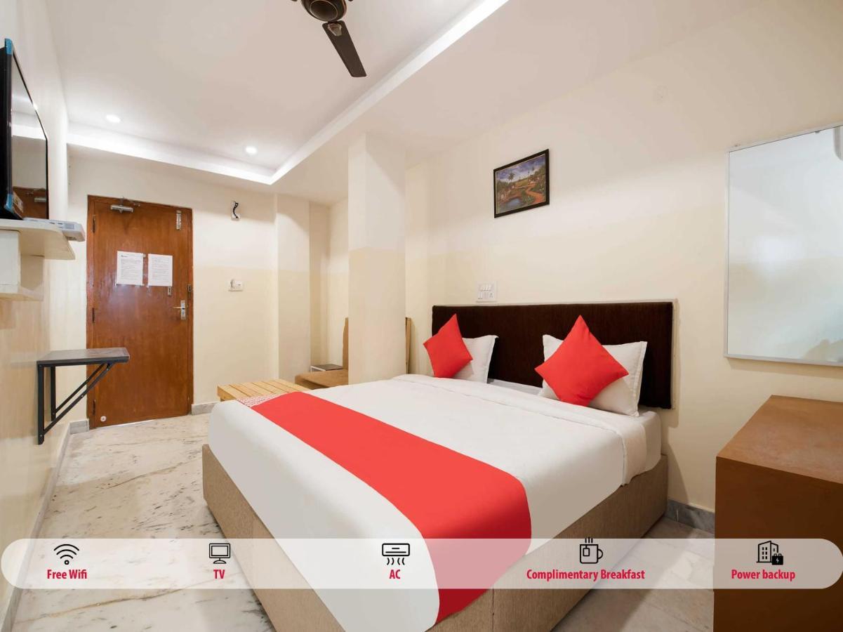 Oyo 69511 Hotel Sea E Pearl Visakhapatnam Bagian luar foto