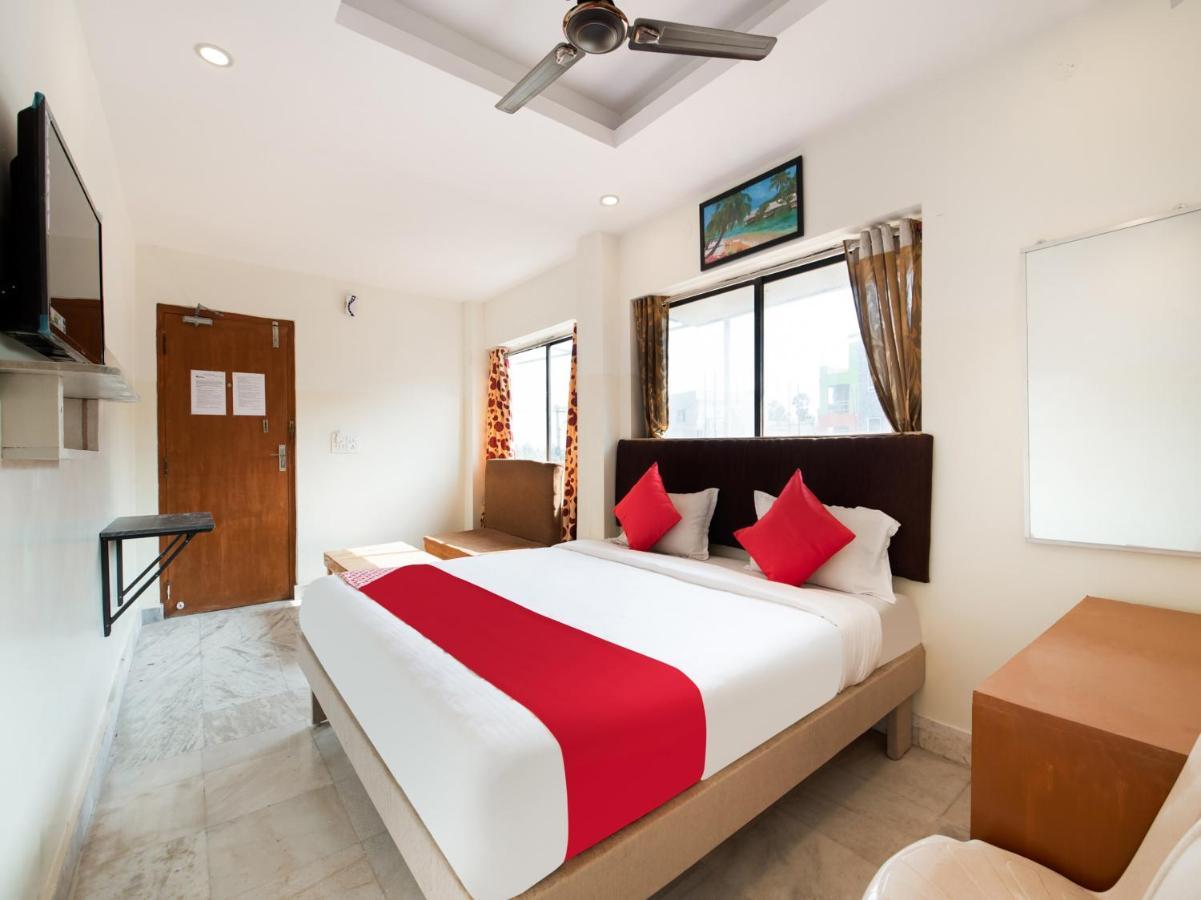 Oyo 69511 Hotel Sea E Pearl Visakhapatnam Bagian luar foto