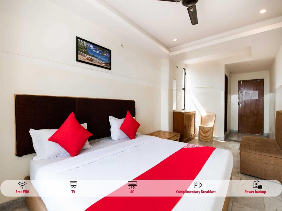 Oyo 69511 Hotel Sea E Pearl Visakhapatnam Bagian luar foto