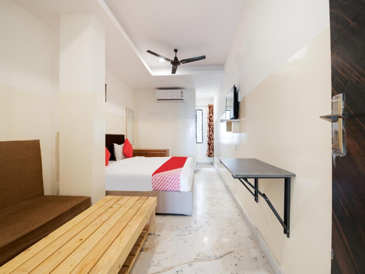 Oyo 69511 Hotel Sea E Pearl Visakhapatnam Bagian luar foto