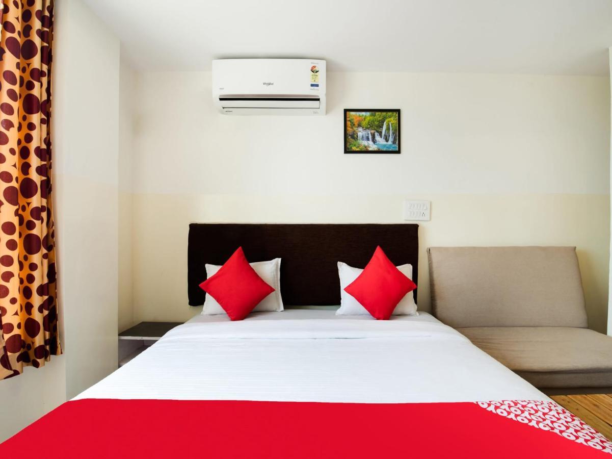 Oyo 69511 Hotel Sea E Pearl Visakhapatnam Bagian luar foto